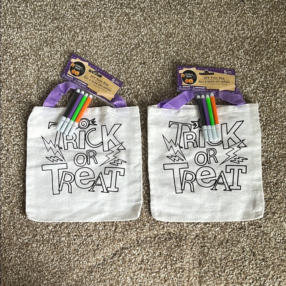 Crafter’s Square DIY Tote Bags - Trick or Treat